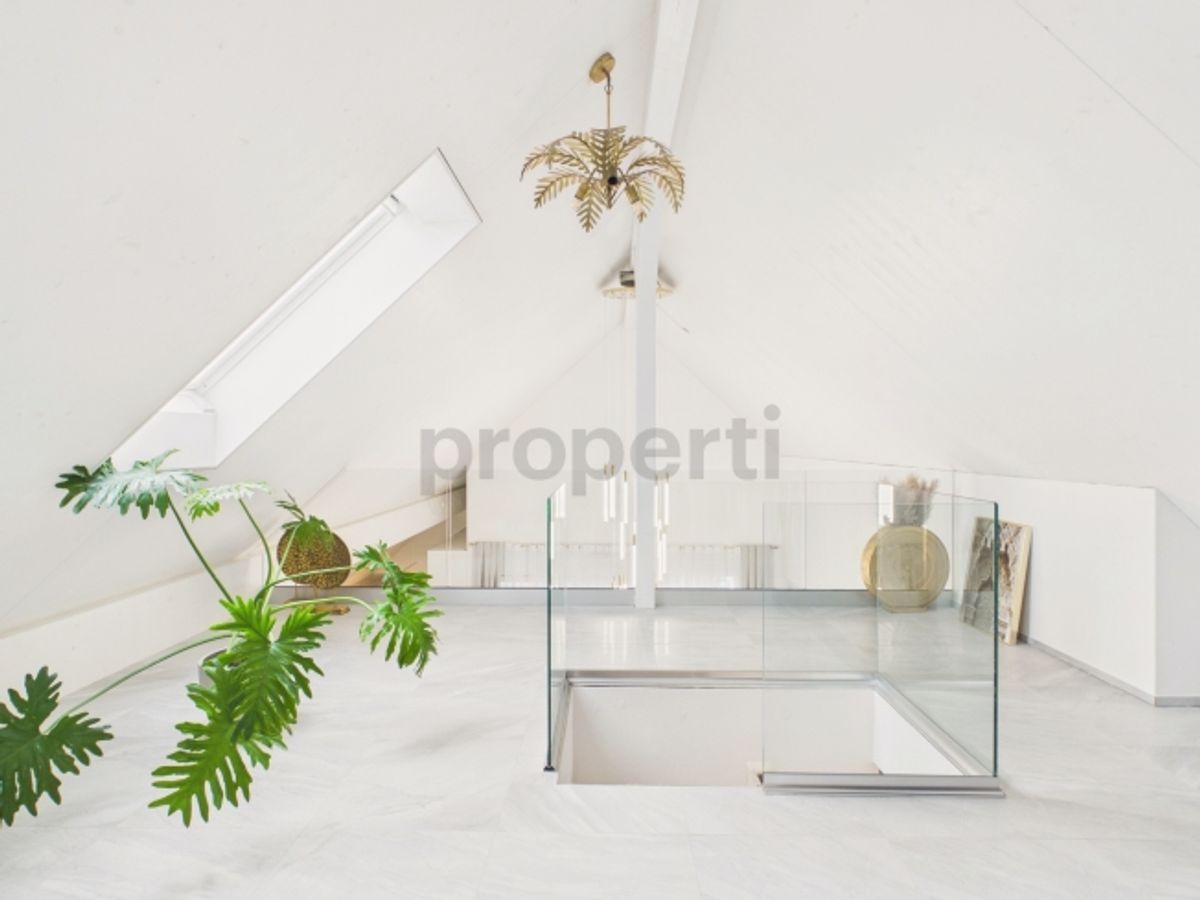 Ankommen, wohlfühlen, zuhause sein  charmante 6.5 Zimmer Maisonette auf zwei Ebenen - 4