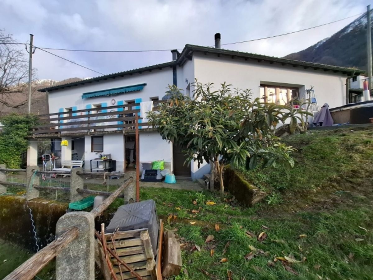 Casa unifamiliare con 4 locali e splendida vista panoramica sul Lago Verbano - 8