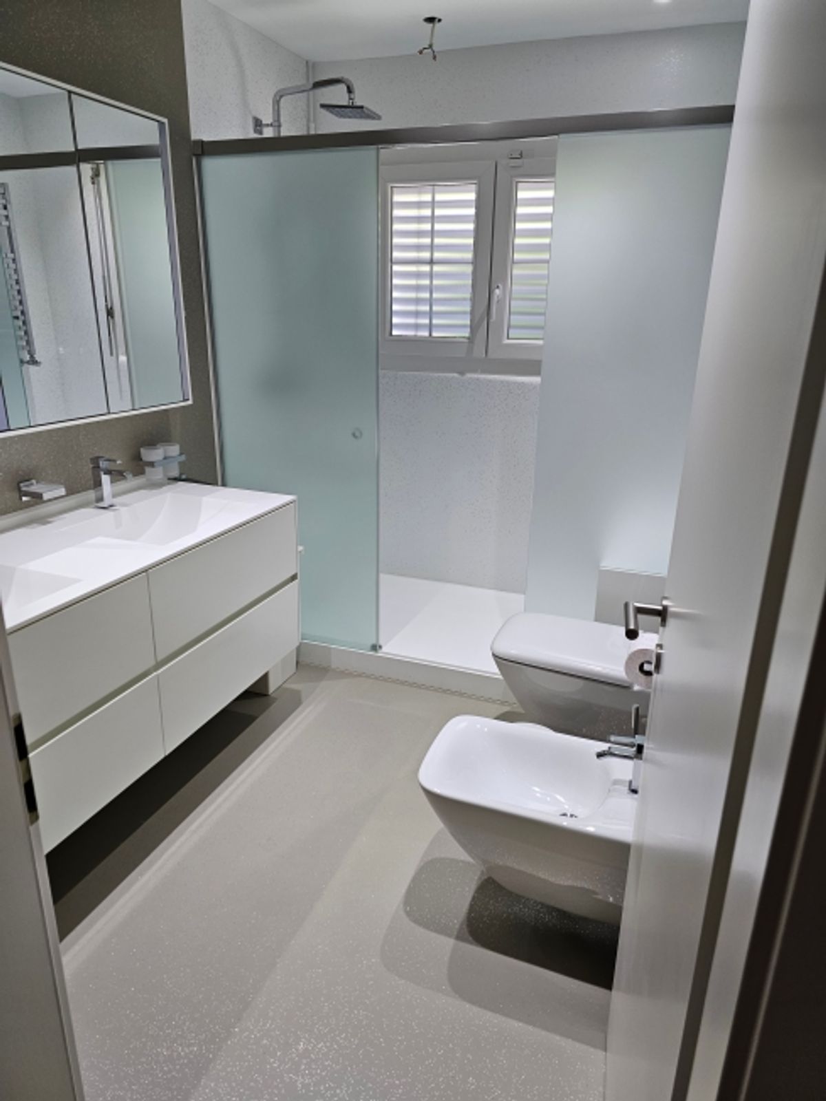 Ampliamento moderno, efficienza energetica all'avanguardia e piscina privata - 8