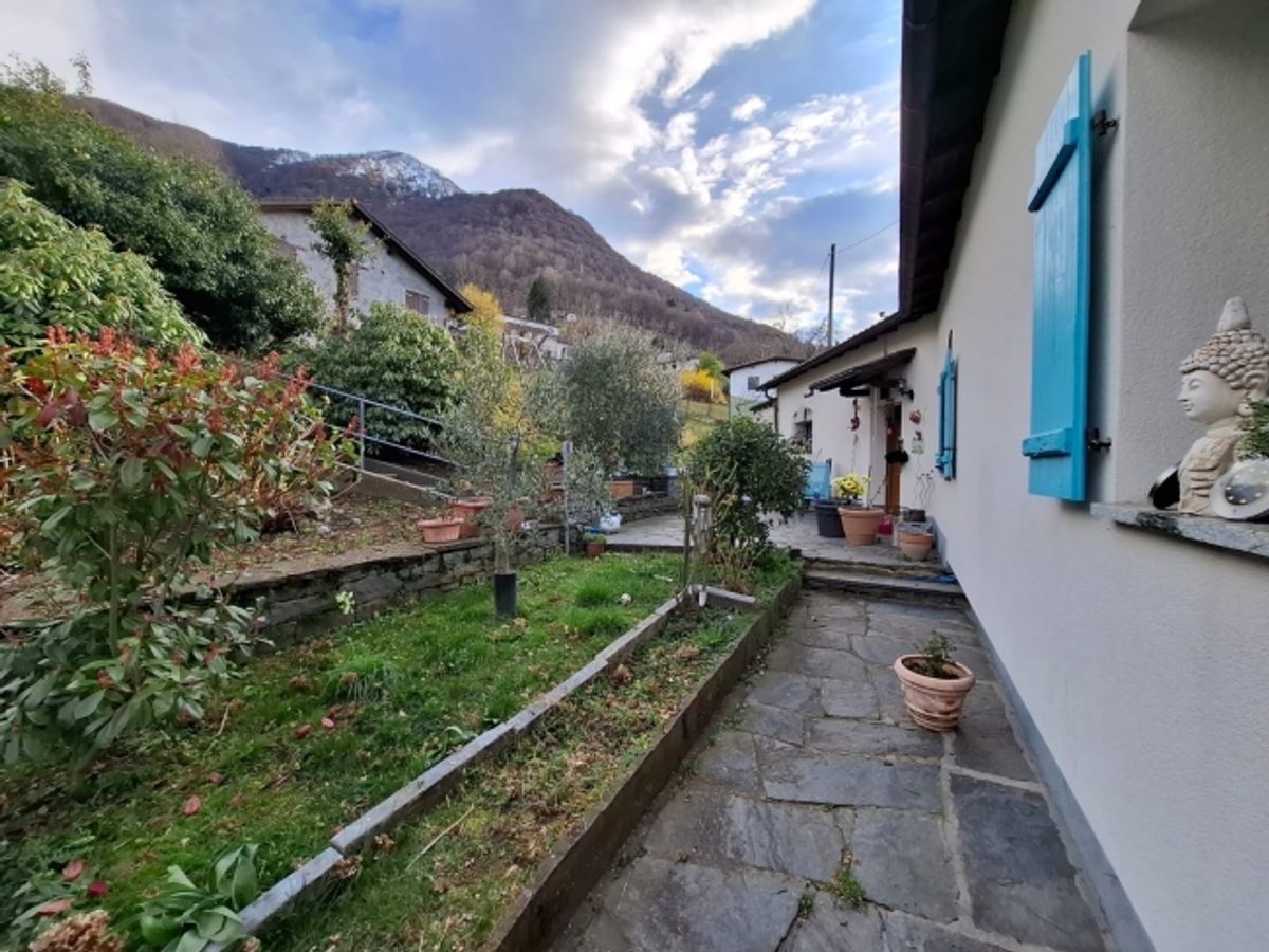 Casa unifamiliare con 4 locali e splendida vista panoramica sul Lago Verbano - 10