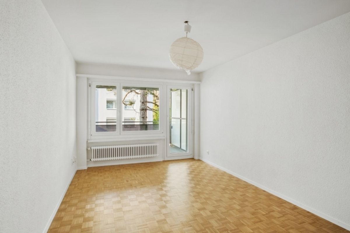 2- ZWG im EG in 8048 Zürich zu vermieten - 1
