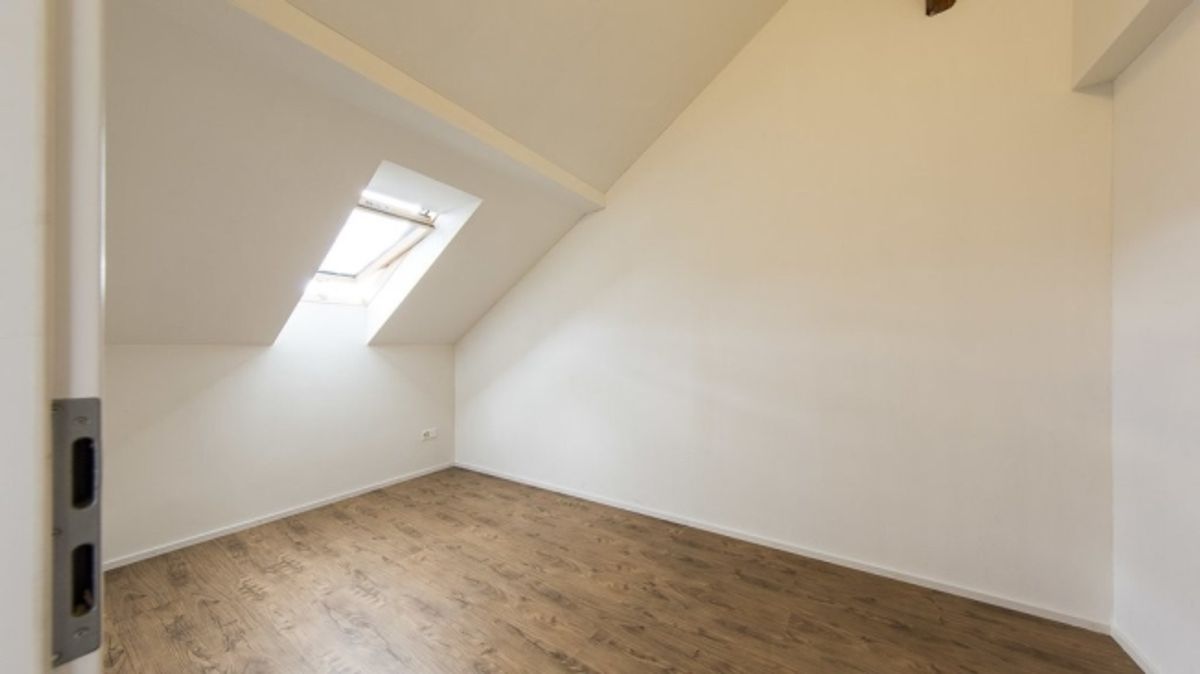 GEMÜTLICHE WOHNUNG AN GUTER LAGE - 1x NETTOMIETZINS GESCHENKT - 3