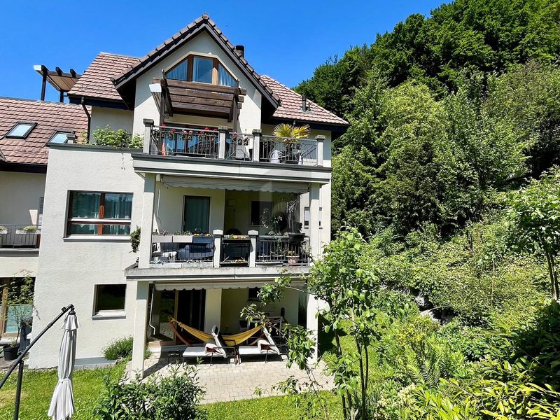 MIT SONNIGEM GARTEN IM ALLEINIGEN NUTZUNGSRECHT - 1