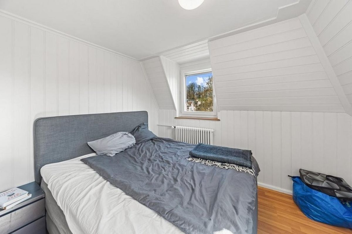 Einzigartige 5.5-Zimmer-Wohnung mit Dachterrasse & grossem Estrich - 5