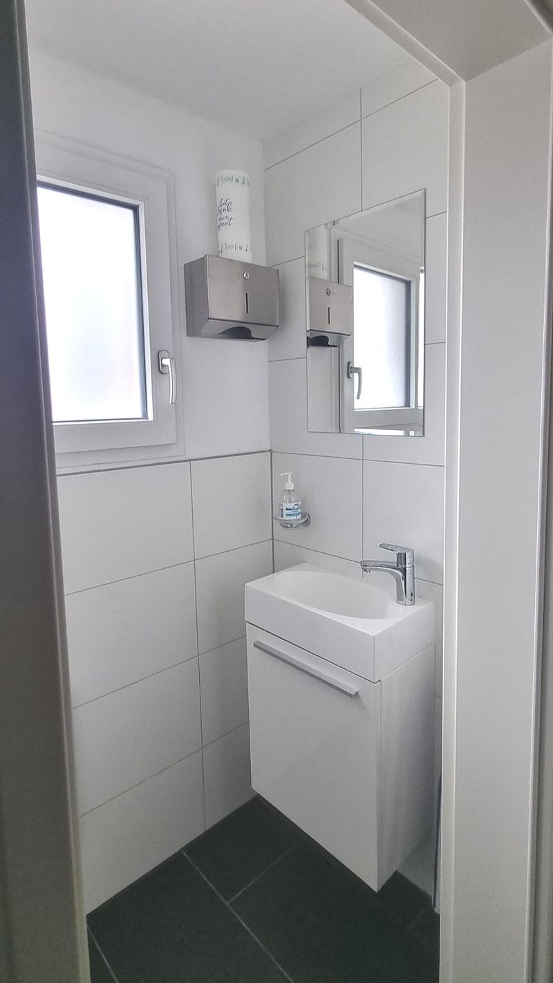 Kleines Büro inkl. WLAN und WC - 6