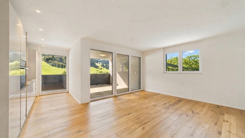 Bergpanorama und Sonne pur: Top 2.5-Zimmerwohnung! - 3