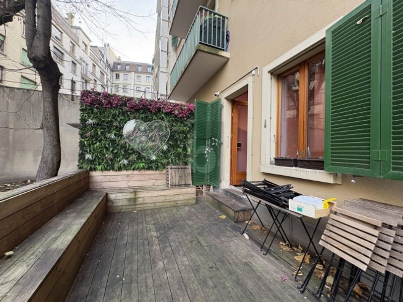 RESTAURANT À PLAINPALAIS AVEC BELLE RENTABILITÉ ! - 3