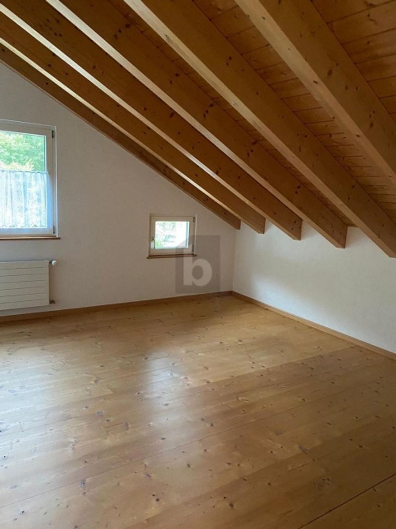 RENOVIERT MIT VIEL PLATZ FÜR DIE FAMILIE - 1
