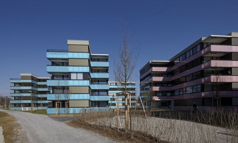 Tiefgaragenplatz für Ihr Auto! - 1