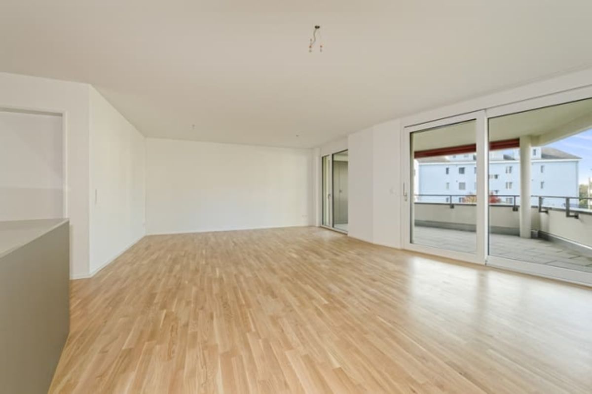 Neubauwohnung an traumhafter Lage direkt am Seeufer in Rapperswil-Jona - 0