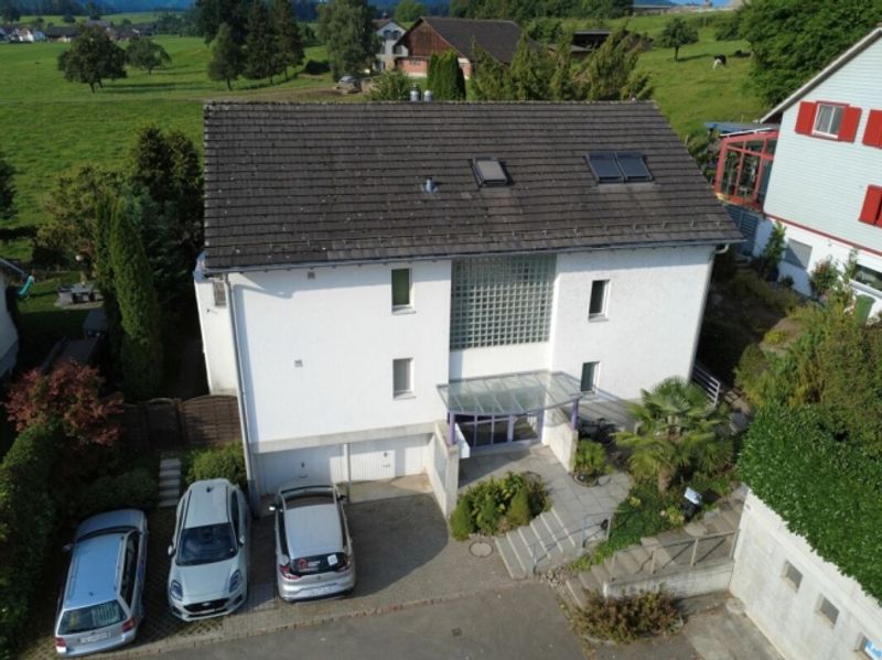 4.5 Zimmer Wohnung in 3-Familienhaus - 2