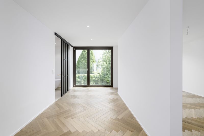 Exclusive penthouse with roof terrace & panoramic view onto mountains & lake - 3