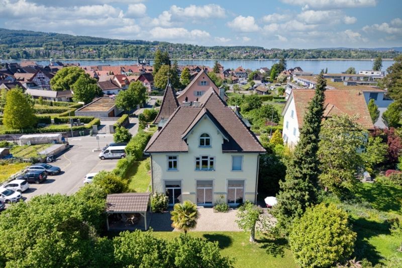 Schlossflair am Untersee. Historische Jugendstilvilla mit 3 Wohnungen in Steckborn TG - 2