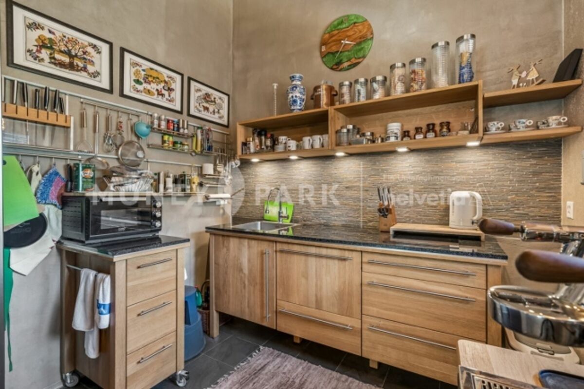 Saniertes 4.5-Zimmer-Einfamilienhaus an Südhang-Sonnenlage über Chur - 3