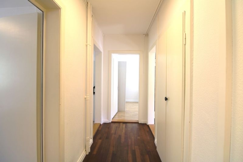 Furnished room in modernised apartment in a top location - 6