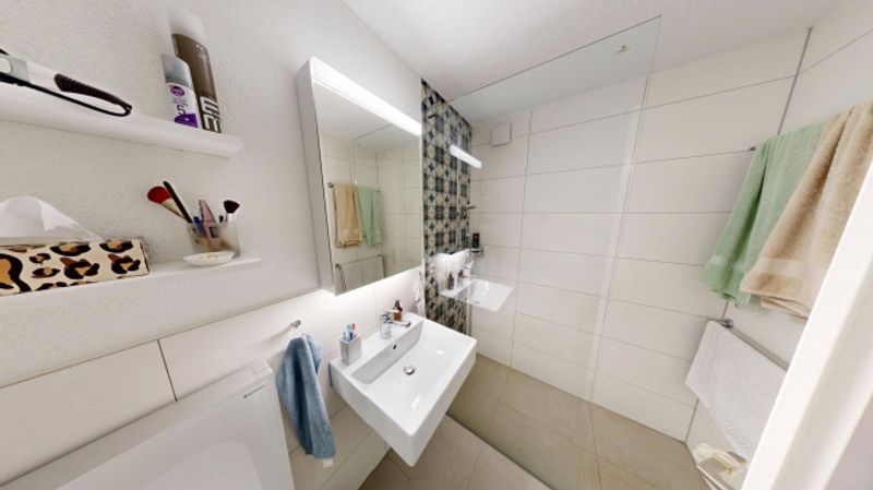 2.5-Zimmer-Ferienwohnung mit Seesicht in Gunten - 10