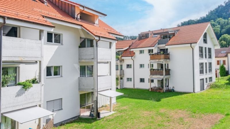 CHARMANTE ERDGESCHOSS-WOHNUNG IN WALDENBURG - 1
