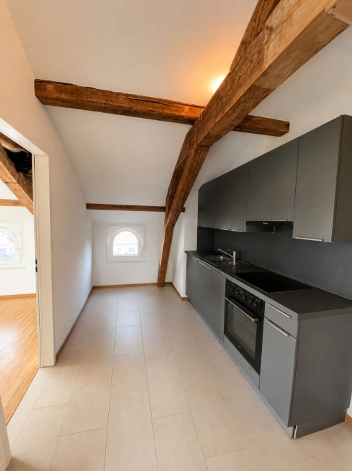 Charmantes 2,5-Zimmer-Apartment im Herzen von Lausanne - 2