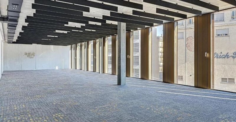 Bureau de 117 m² au 2e étage - Cour de Gare, Sion - 4