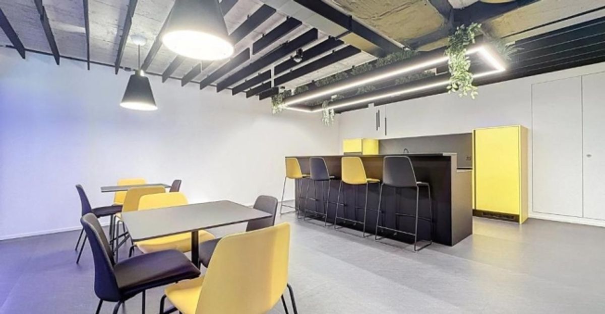 Bureau de 142 m² au 3e étage - Cour de Gare, Sion - 7