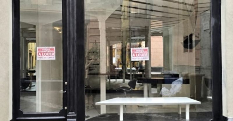 Vevey - Rue du Lac 8 - Local de 30 m2 au rez-de-chaussée - 1