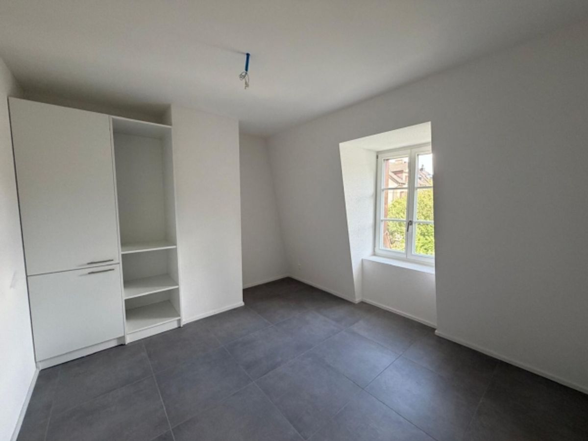 St-Imier, 2,5 Zimmer im 3. Stock NEU mit Aufzug - 2