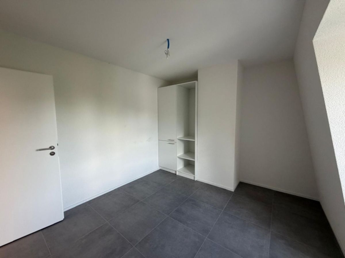 St-Imier, 2,5 Zimmer im 3. Stock NEU mit Aufzug - 3