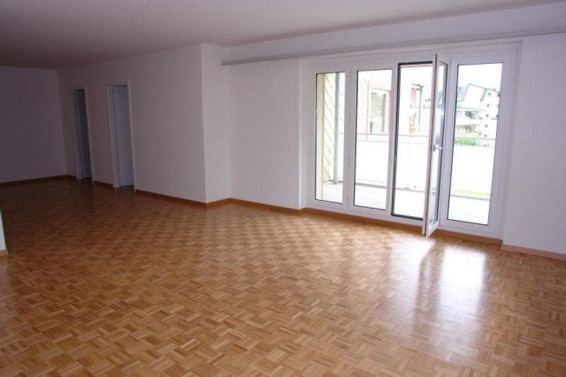 Schöne Wohnung in kinderfreundlicher Umgebung - 2