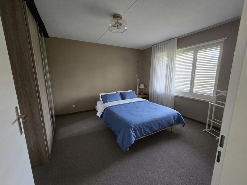Ruhige 2.5-Zimmer-Wohnung mit Balkon ins Grüne (Befristet auf 2 Jahre, Mietzinsreduktion) - 3
