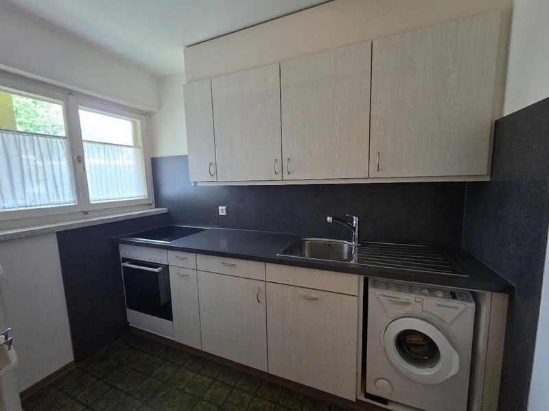 Ruhige 2.5-Zimmer-Wohnung mit Balkon ins Grüne (Befristet auf 2 Jahre, Mietzinsreduktion) - 6