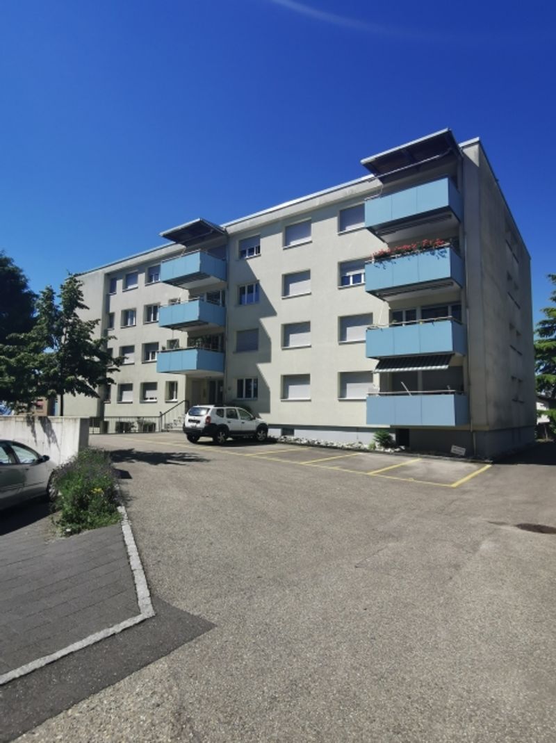 Dans quartier tranquille - 1