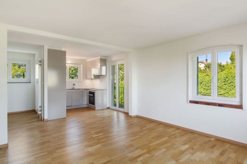 Corcelles, eine wunderschöne 3,5-Zimmer-Wohnung mit Balkon, Garage, Parkplatz - 1