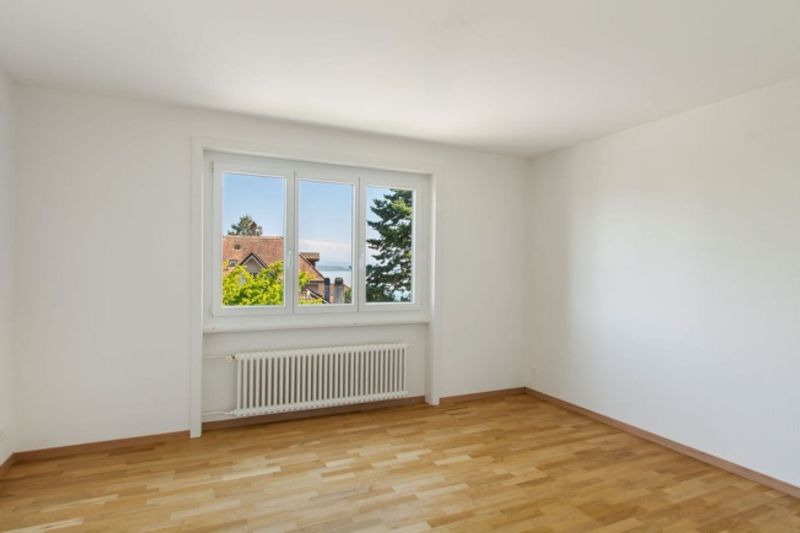 Corcelles, eine wunderschöne 3,5-Zimmer-Wohnung mit Balkon, Garage, Parkplatz - 9