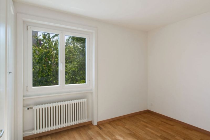 Corcelles, eine wunderschöne 3,5-Zimmer-Wohnung mit Balkon, Garage, Parkplatz - 10