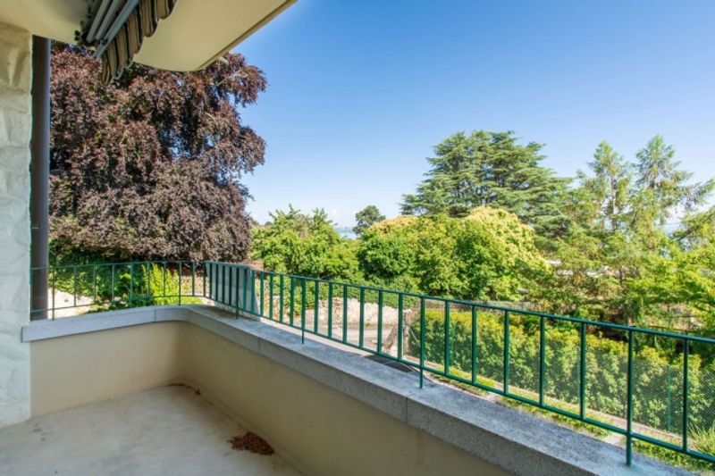 Corcelles, eine wunderschöne 3,5-Zimmer-Wohnung mit Balkon, Garage, Parkplatz - 12