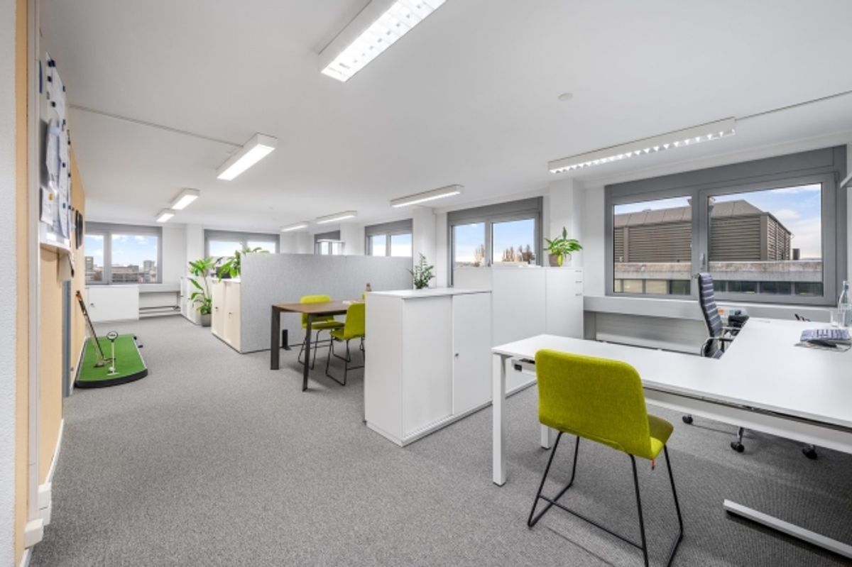Bezugsbereites Büro für 8–14 Mitarbeitende – 10 Min. zu Stettbach - 8