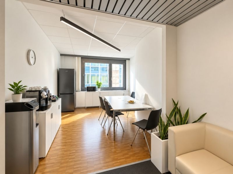 BÜRO IN ZENTRALER LAGE - 7