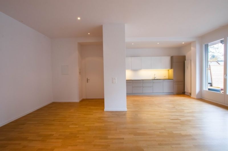 Wunderschöne 2.5-Zimmerwohnung mit Sitzplatz zu vermieten - 4
