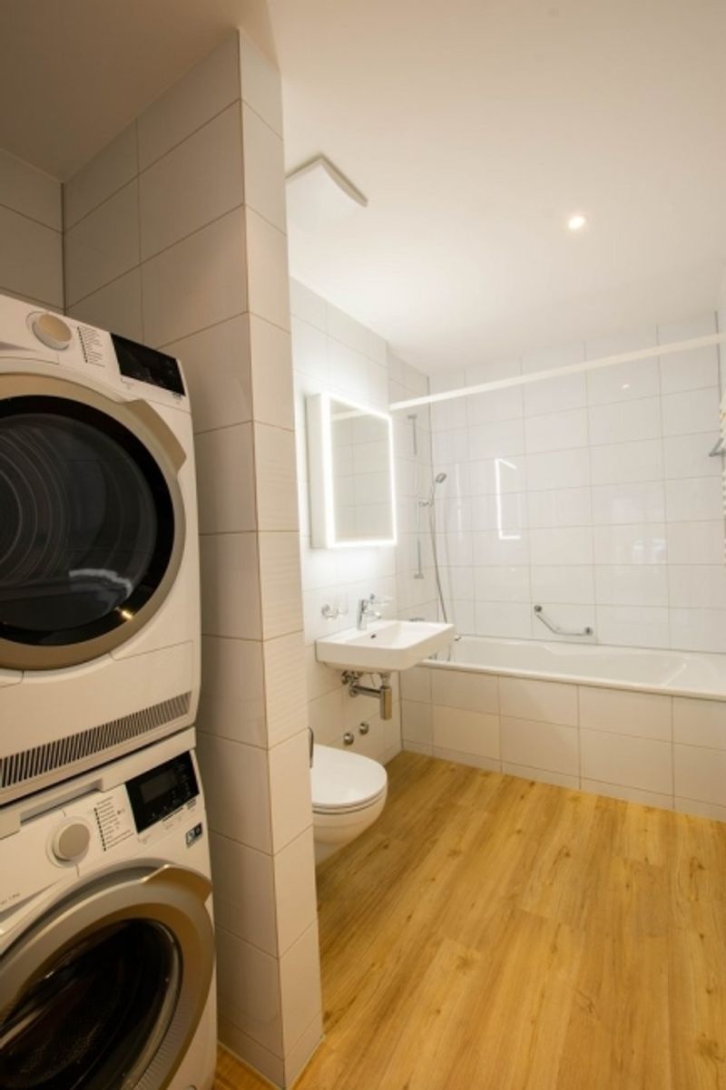 Wunderschöne 2.5-Zimmerwohnung mit Sitzplatz zu vermieten - 6