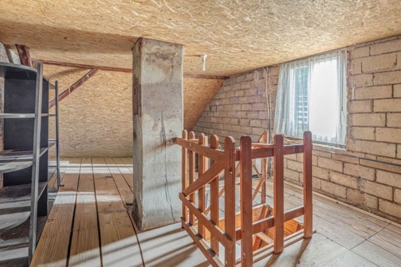 EINFAMILIENHAUS MIT POTENZIAL - 12