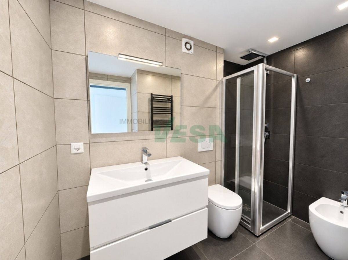 Moderne und helle 2-Zimmer-Wohnung mit Seeblick und grosser Terrasse - 6