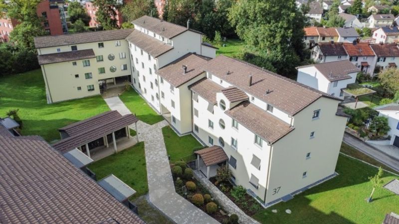 Wohnung mit Gartensitzplatz - 1