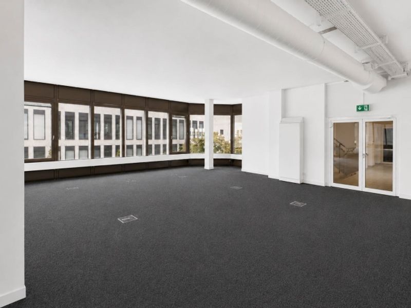 Gewerbe- / Büroflächen im Hochbordquartier – Ausbau nach Mass - 2