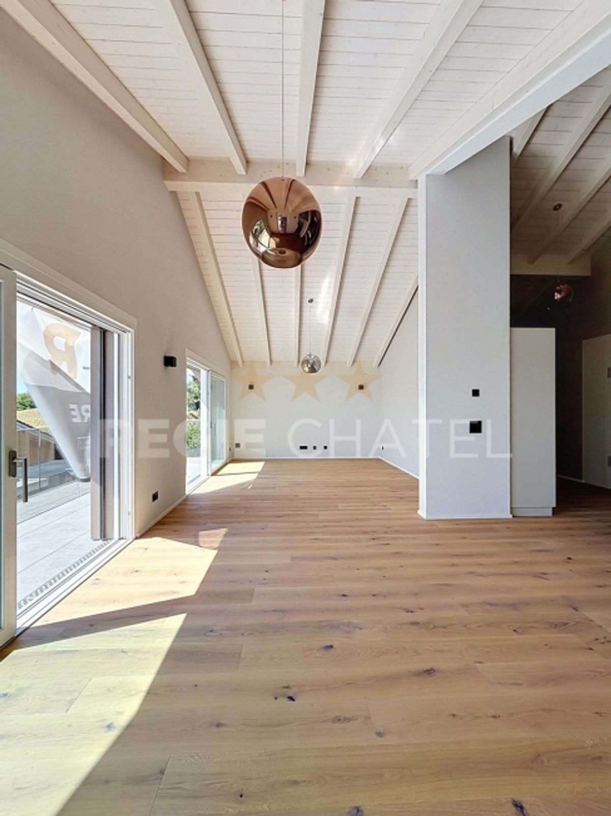 Außergewöhnliche Wohnung mit Seeblick - 2