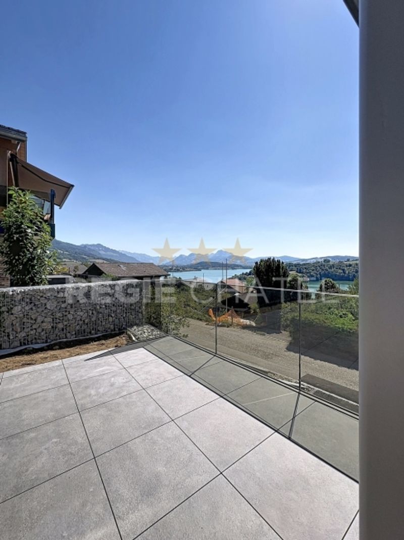 Außergewöhnliche Wohnung mit Seeblick - 10