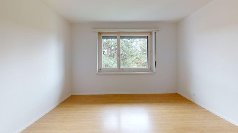 Helle 4-Zimmer-Wohnung im 2. OG  ruhig wohnen in Uetikon am See | BEFRISTET - 5