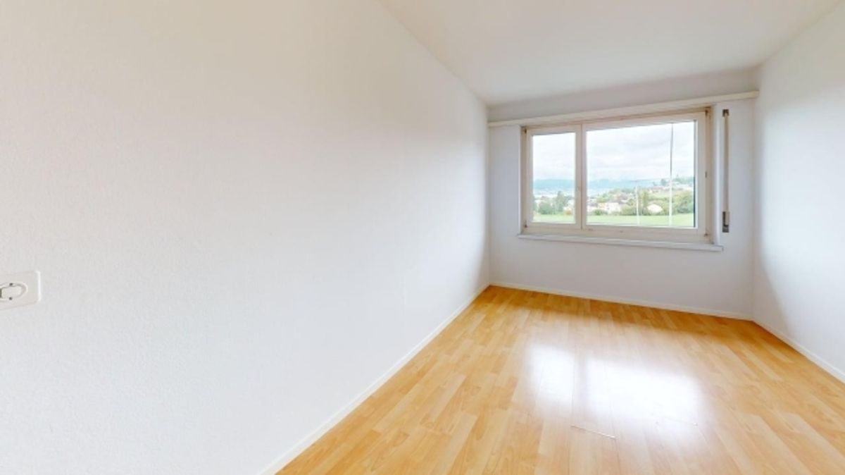 Helle 4-Zimmer-Wohnung im 2. OG  ruhig wohnen in Uetikon am See | BEFRISTET - 7
