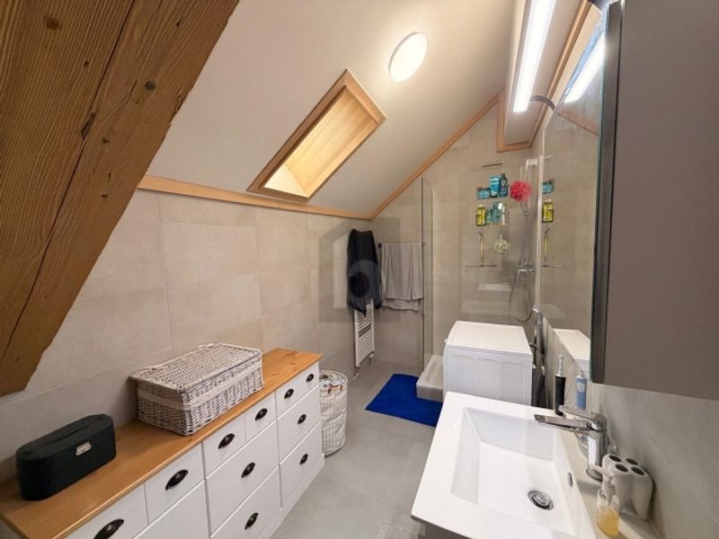 SPACIEUX, LUMINEUX ET MORDERNE - 5