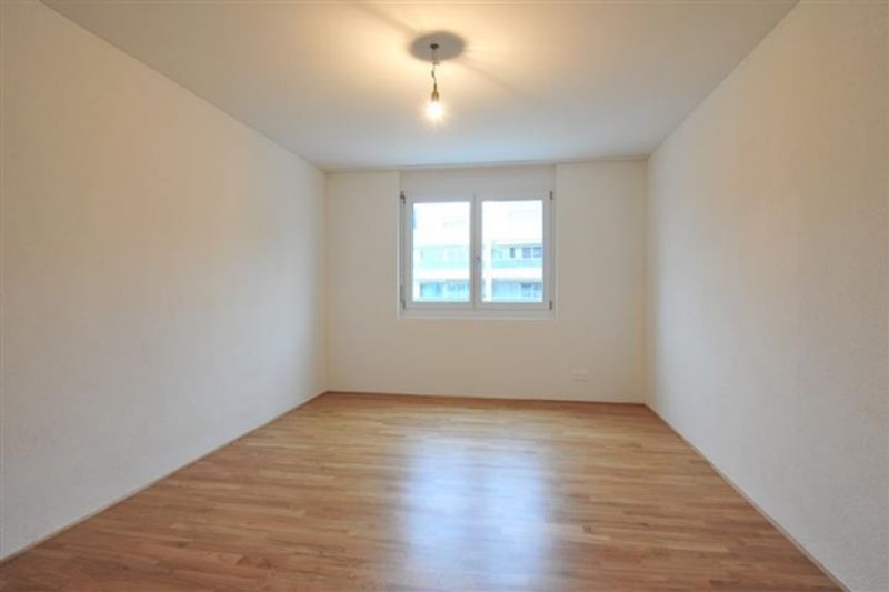 Familienwohnung im Herzen von Adlikon - 4
