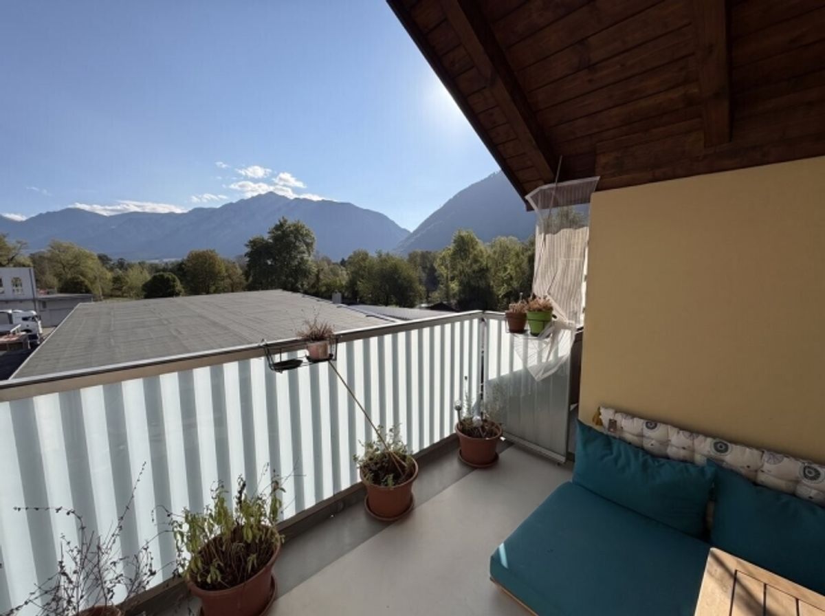 Ankommen und wohlfühlen Helle 3.5-Zimmer-Dachwohnung in Felsberg - 8